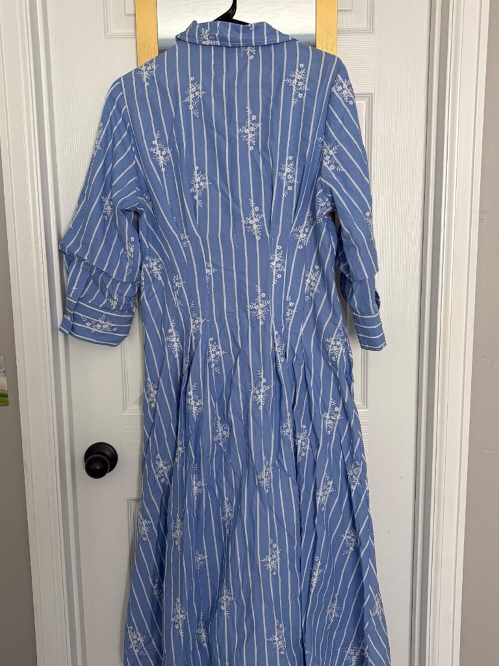 Ivy City Co Cameron Dress - Picture 3 of 3
